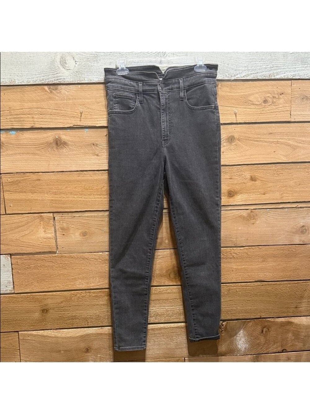Levi's High-Rise Skinny Jeans